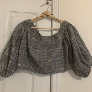 Off the shoulder cropped blouse